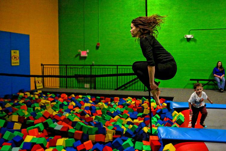 Trampoline Fitness: How to Get Fit and Have Fun at Indoor Parks